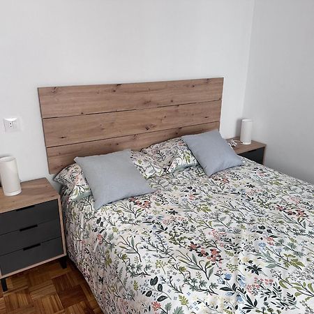 Acogedor Apartamento Con Vistas A La Catedral Y Parking Oviedo Ngoại thất bức ảnh