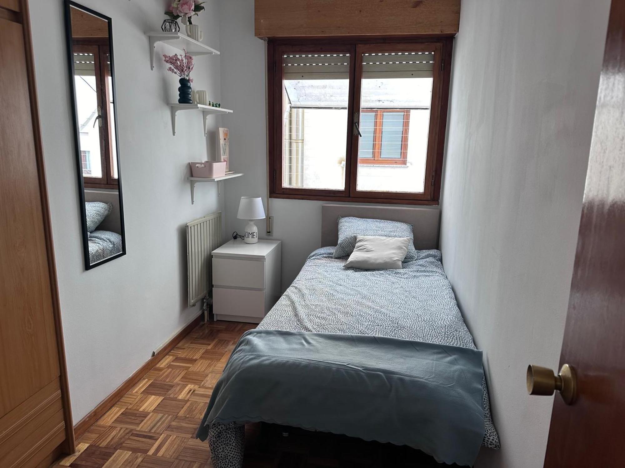 Acogedor Apartamento Con Vistas A La Catedral Y Parking Oviedo Ngoại thất bức ảnh