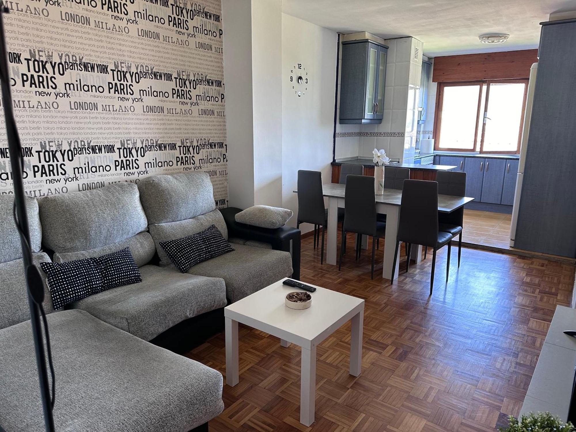 Acogedor Apartamento Con Vistas A La Catedral Y Parking Oviedo Ngoại thất bức ảnh