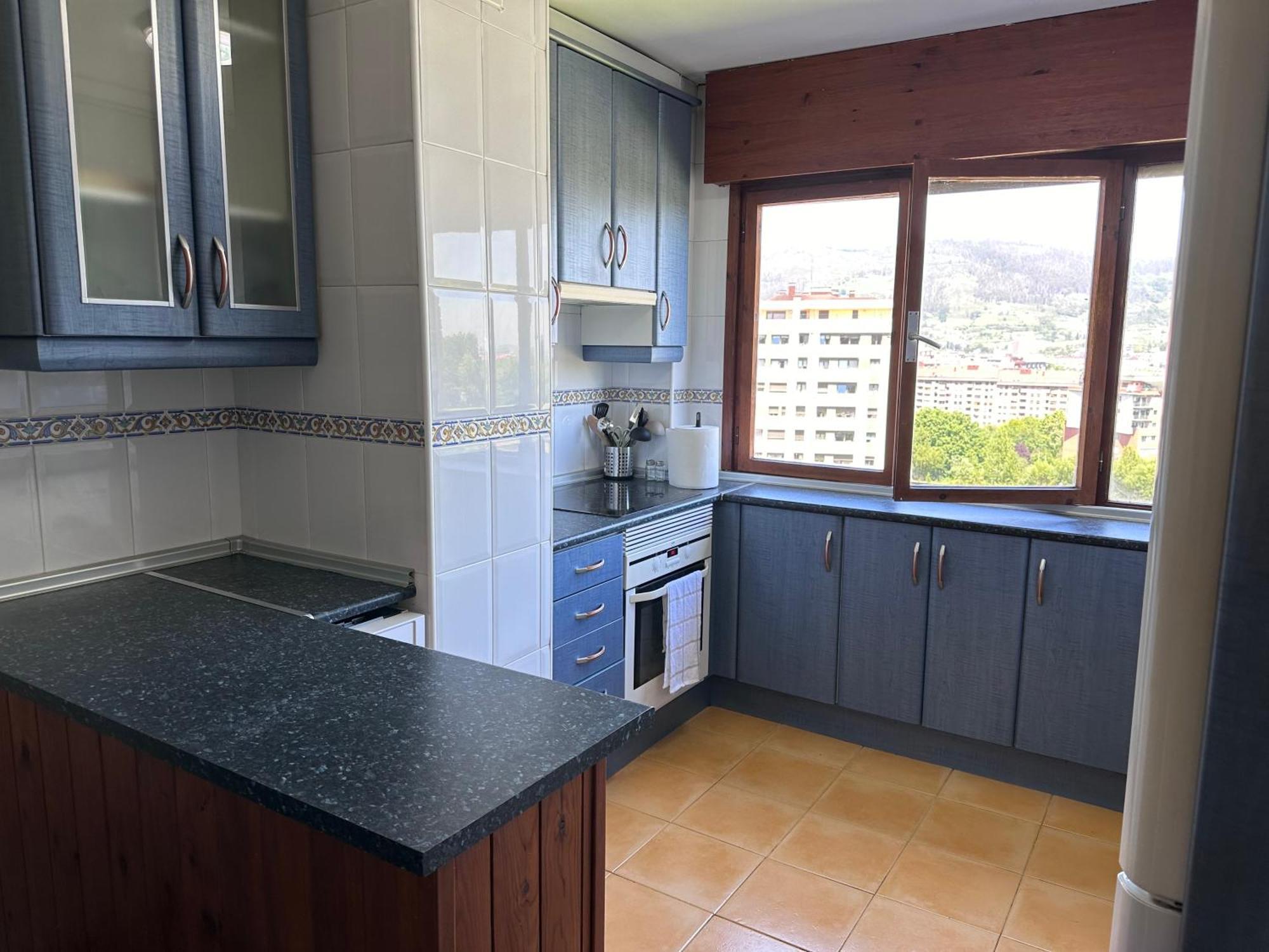 Acogedor Apartamento Con Vistas A La Catedral Y Parking Oviedo Ngoại thất bức ảnh